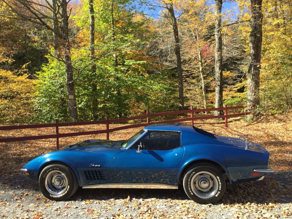 ISO a 68 red corvette racecar ( vin # 194378s426516)